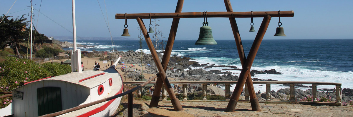 campanas-isla-negra